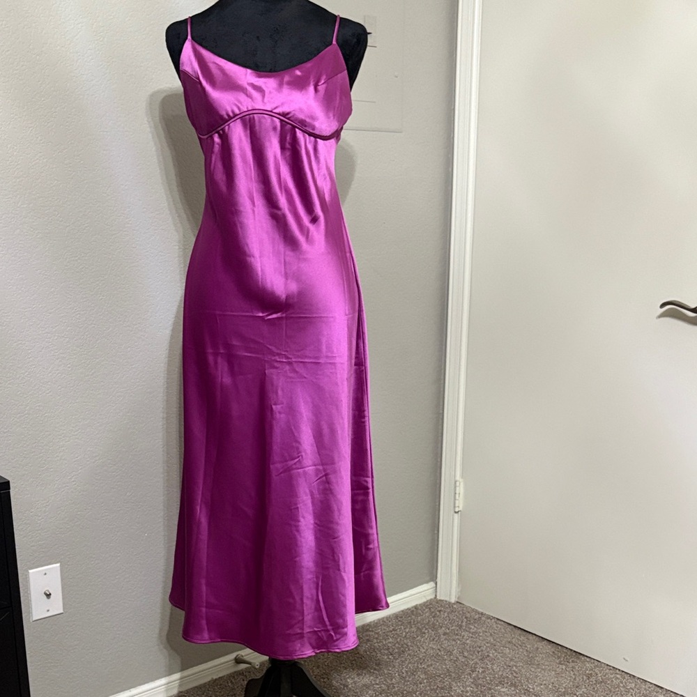 Elegant Backless Pink Dress